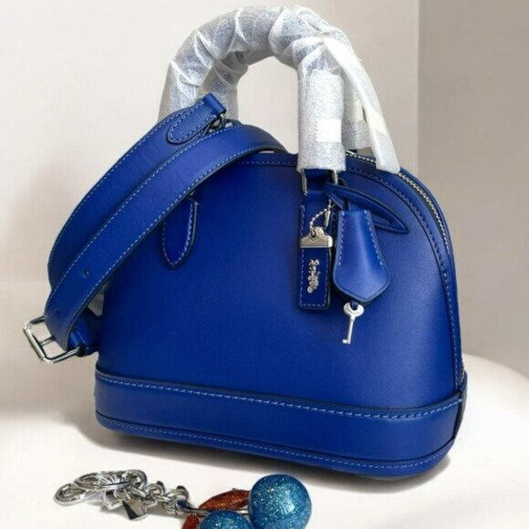 NWT Coach Set - Picture 6 of 16